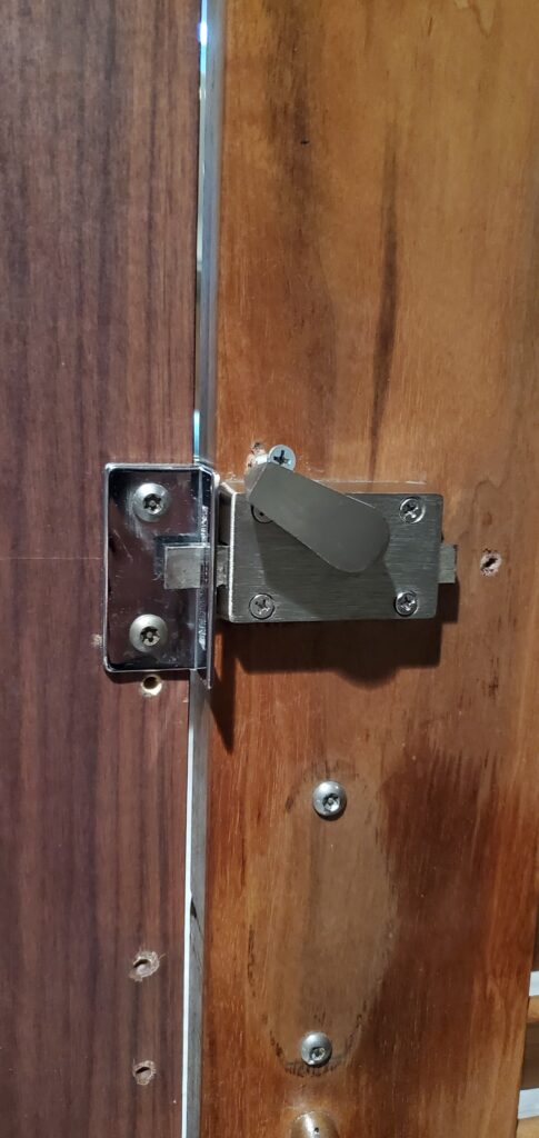 Twisting Flat Slide Bolt Latch Restroom Lock with Screw - front
